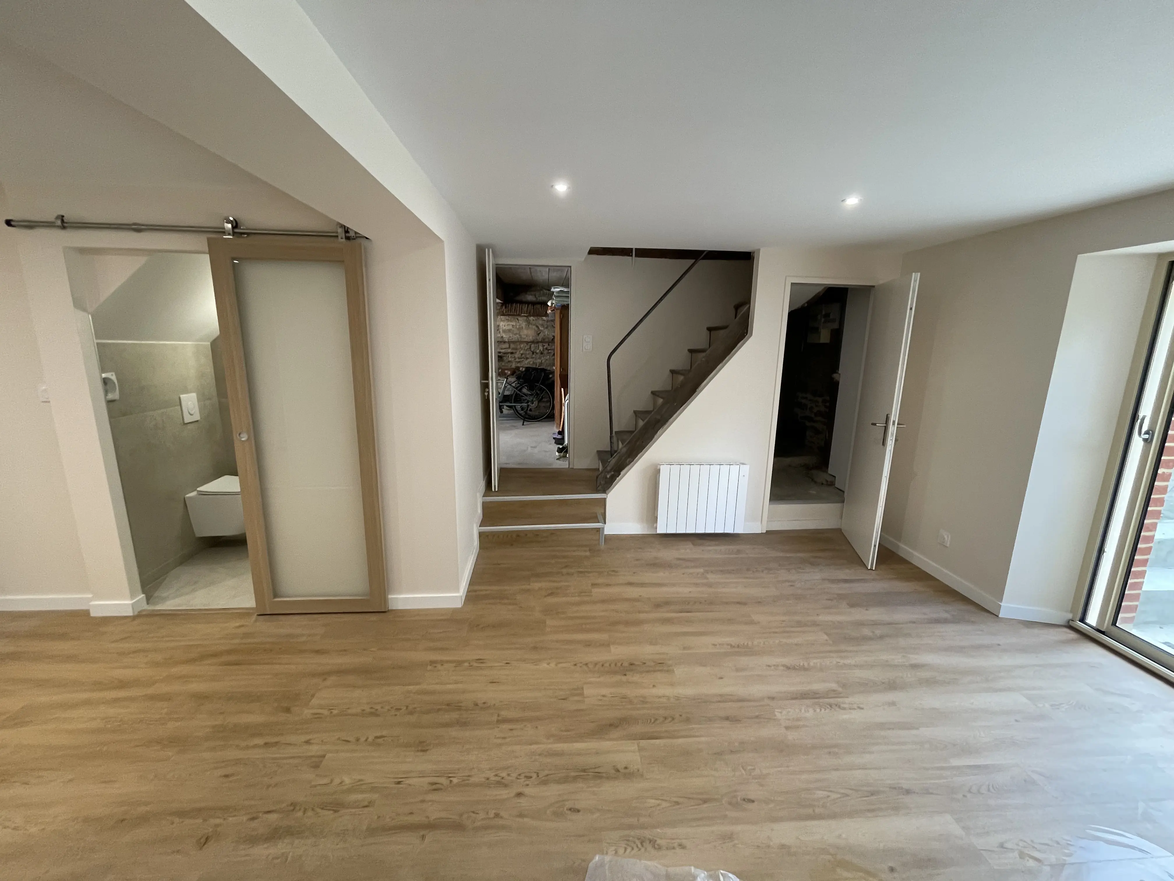 Aménagement de cave à Dinard – espace de vie rénové